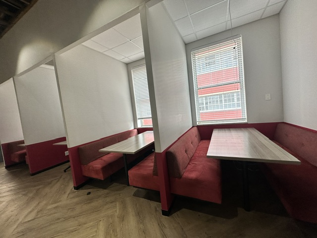 To Let Commercial Property for Rent in Woodstock Western Cape